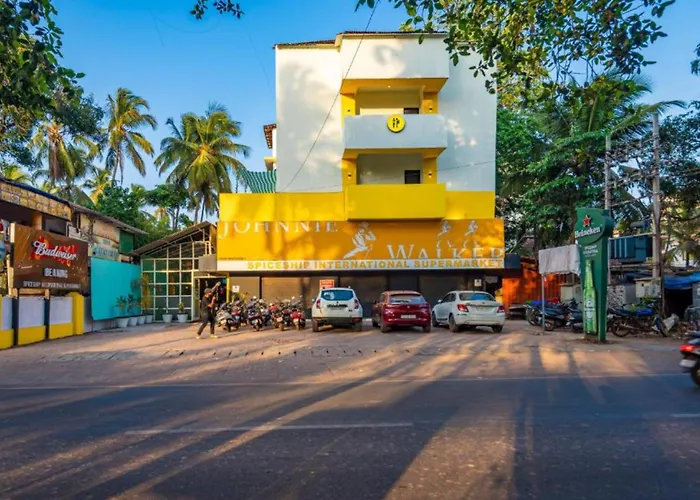 Hotel near College: The Hosteller Goa, Candolim