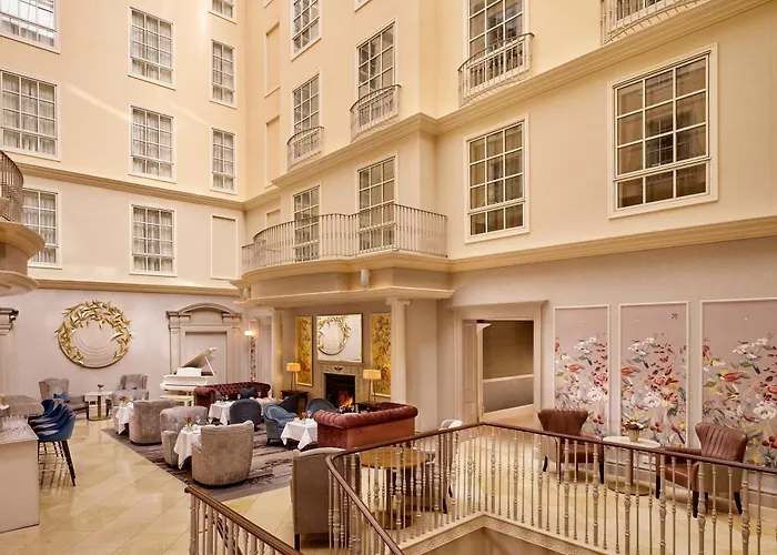 Hotel familiare: The College Green Dublin Hotel, Autograph Collection