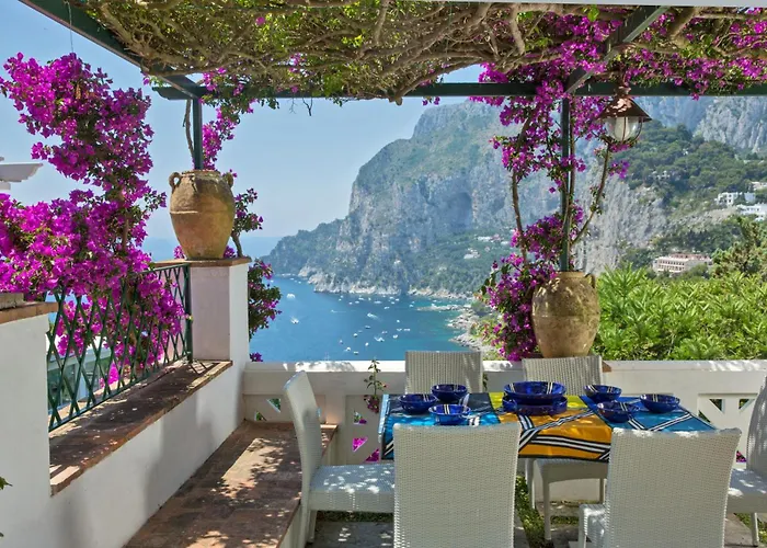 Hotel vicino al College: Villa Mariuccia Capri