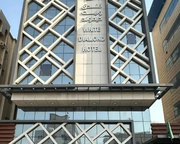 Jacuzzi hotel: White Diamond Hotel Sari