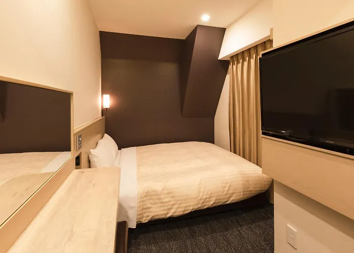 Hotel with view: Sotetsu Fresa Inn Shimbashi Hibiyaguchi