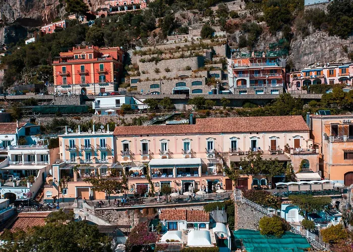  Albergo California