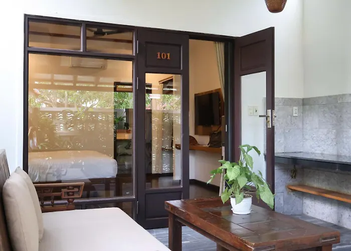 Vakantieverhuur: An Bang Beach Villa