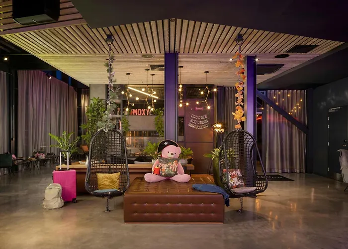 Moxy York