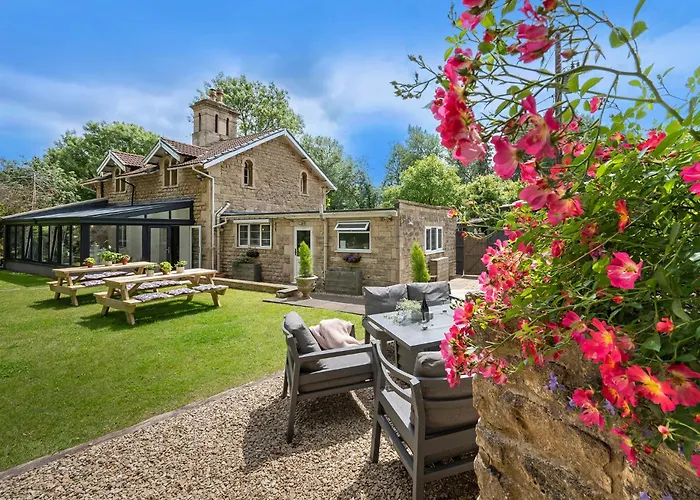 Lower Shockerwick Lodge