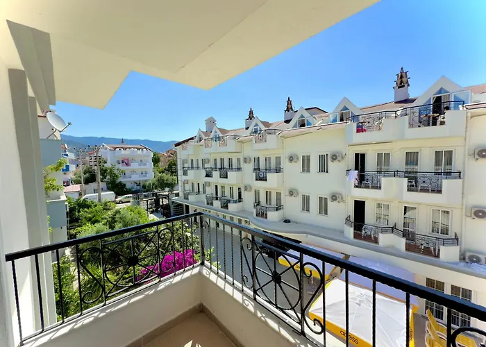 Hotel near College: Fidan Apart Hotel