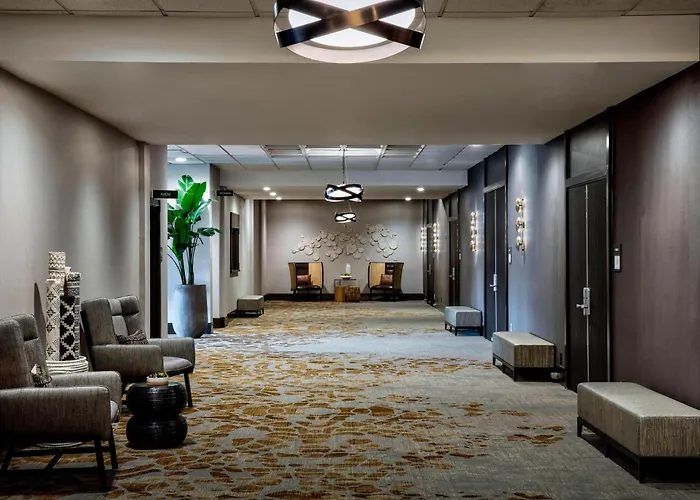 Family Hotel: New York Laguardia Airport Marriott
