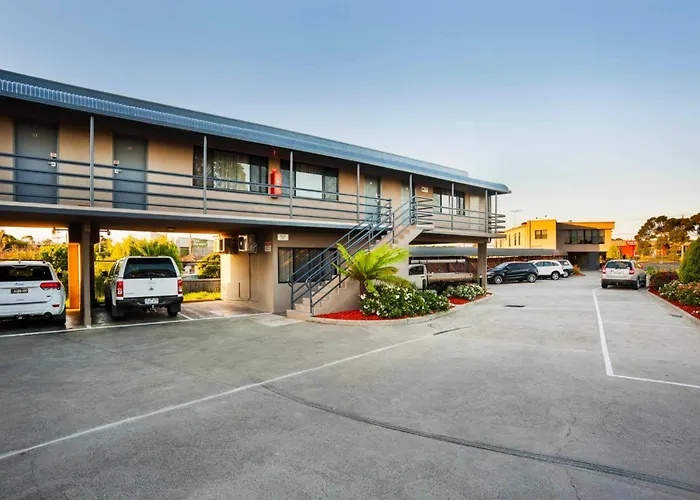 All Motels Mahoneys Motor Inn