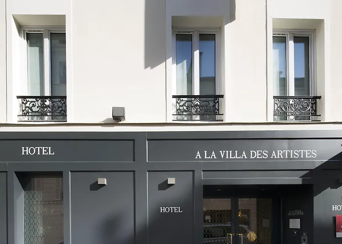 A La Villa Des Artistes