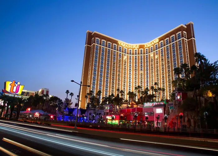 Romantic hotel: Treasure Island - Ti Las Vegas Hotel & Casino