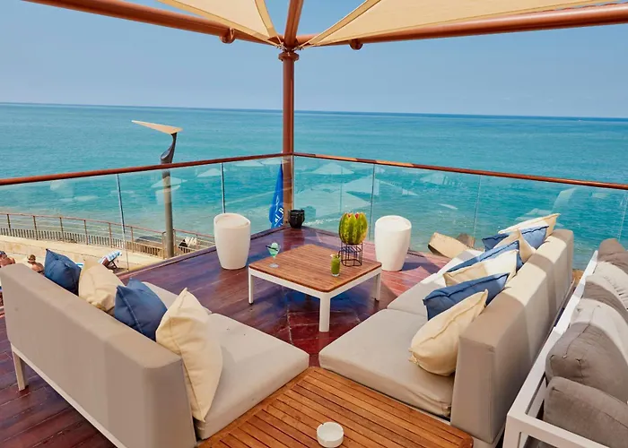 Family Hotel: Coral Beach Hotel And Resort Beirut