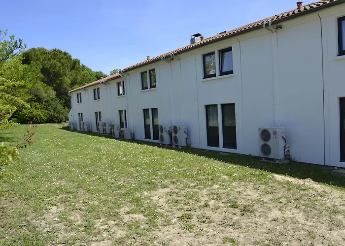 Hotel: Hotel Du Parc Euromedecine By Akena