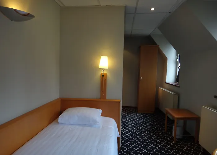 Safestay s Grand Place