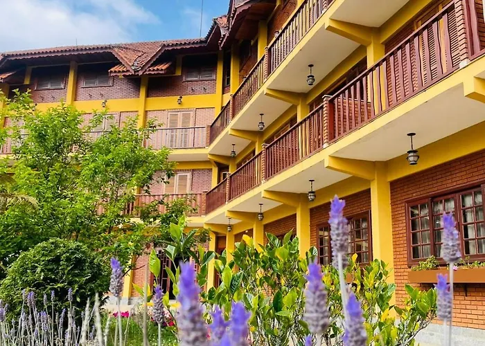 Resort: Hotel Garnier