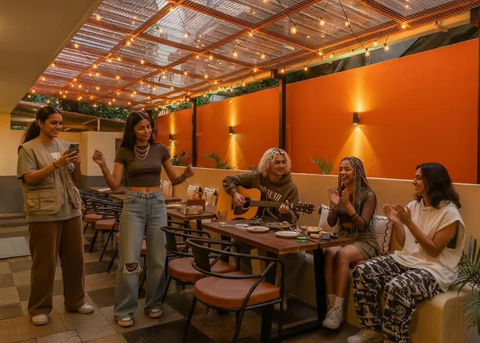 Hotel near College: The Hosteller Goa, Candolim