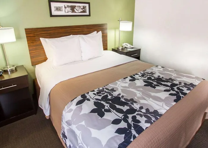 Hotel near College: Sleep Inn North Scottsdale Near Mayo Clinic