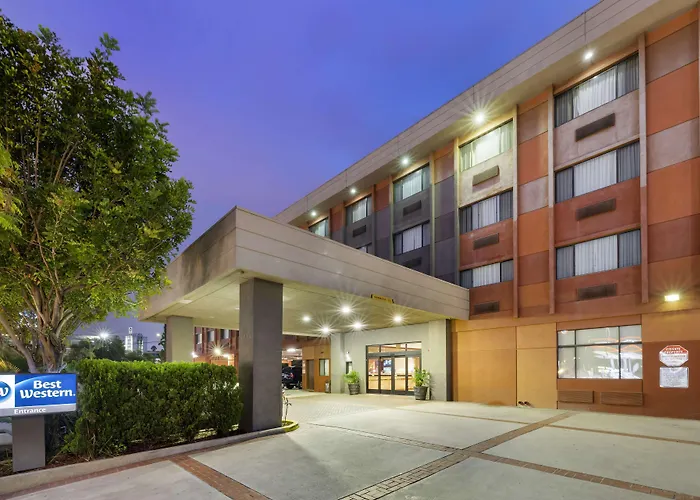 Best Western Worldport