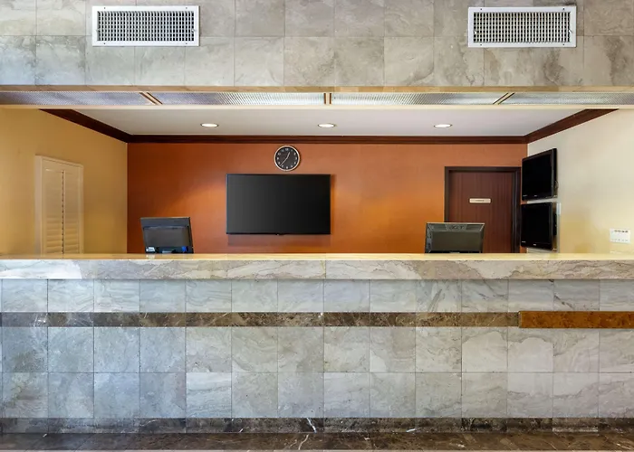 Best Western Worldport