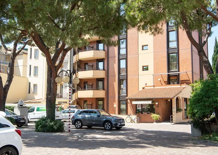 Luxury hotel only: Hotel Grifone Firenze - Meetings & Spa