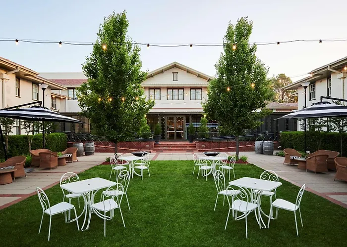 Motels Kurrajong Canberra
