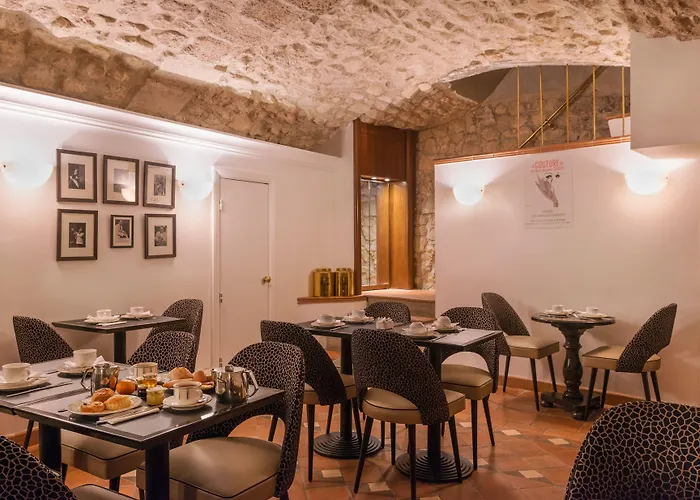 Hotel de luxo Apenas: Crystal Hotel