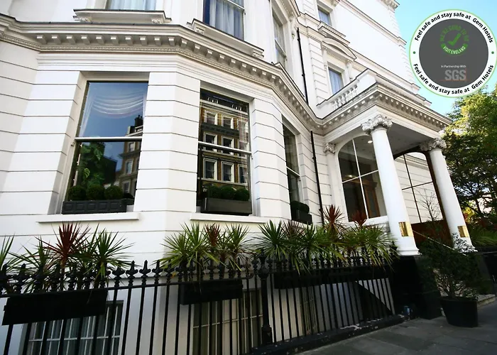 Logement: Gem Strathmore Hotel