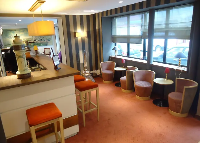 Goedkoop hotel: Hotel De L'Exposition - Tour Eiffel