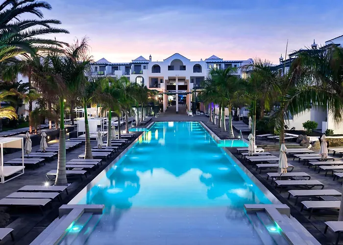 Hôtel romantique: Barcelo Teguise Beach - Adults Only