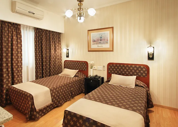 Hotel do aeroporto: Gran Hotel De La Paix