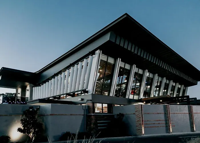 Hotel: Highlander Hotel Bar Kitchen Rooftop