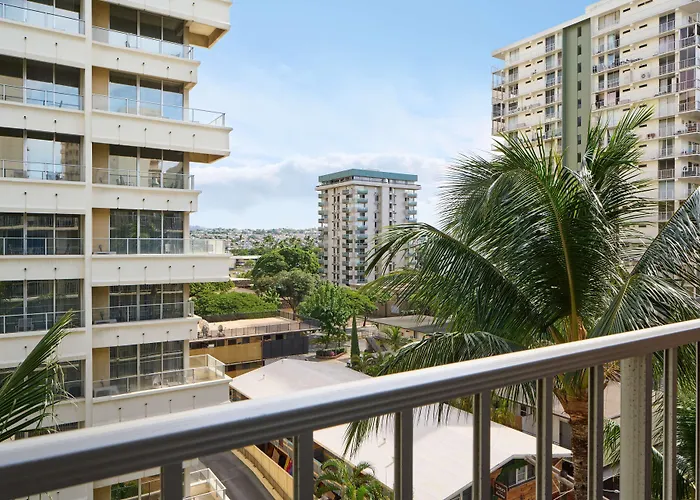 Dog friendly hotels Ewa Waikiki