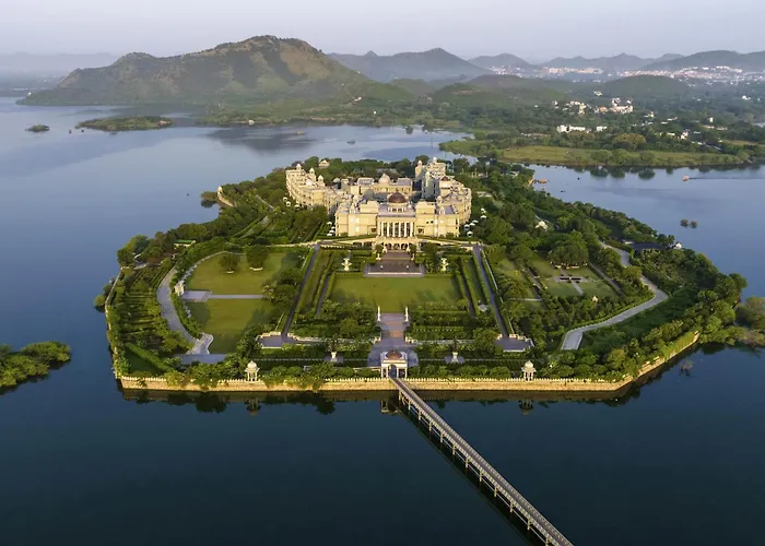 Airport Hotel: Raffles Udaipur