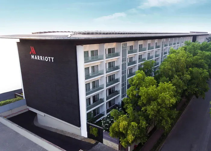 Marriott Suites