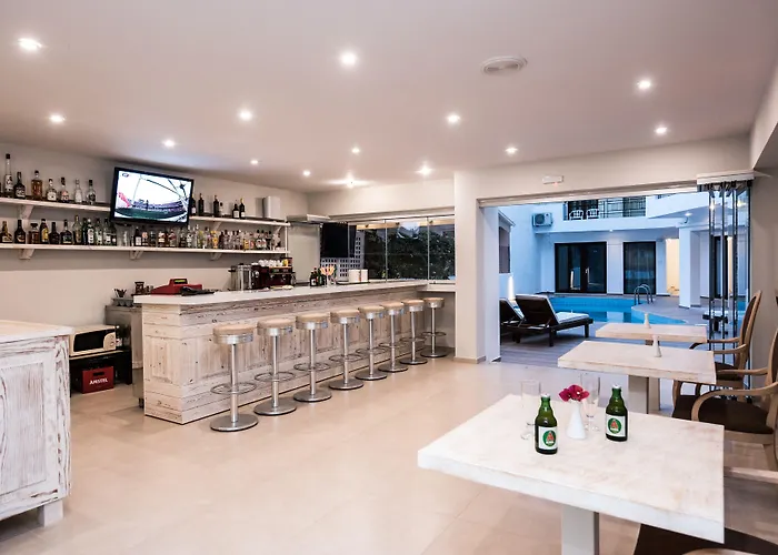 Hotel met uitzicht: Artemis Hotel Apartments