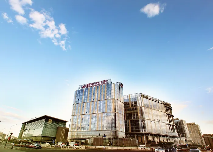 Luxury hotel only: China National Convention Center Grand Hotel