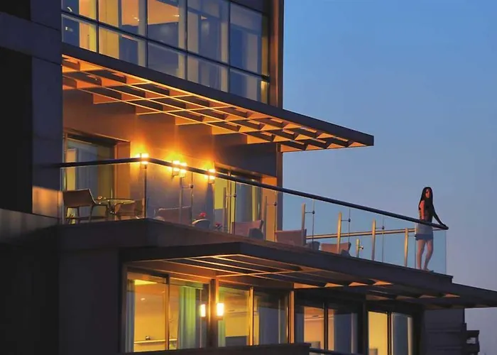 Orient Queen Homes
