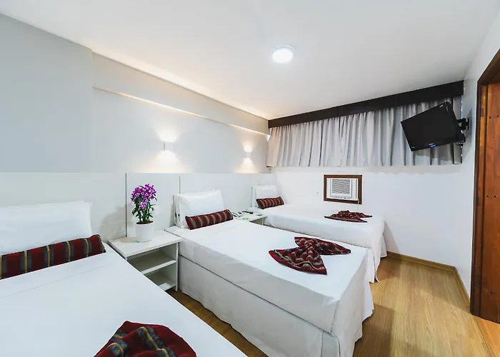 Hotel 3 estrelas: Hotel Nacional Inn Curitiba Estação Shopping