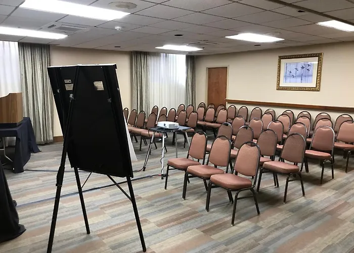 Beach Hotels Holiday Inn Portland-By The Bay By Ihg