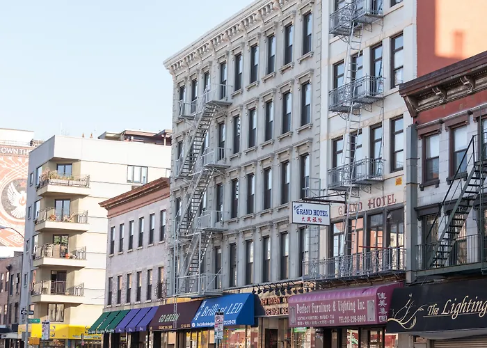 Bowery Grand