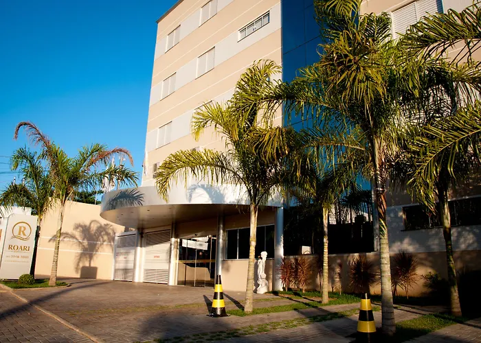 Hotel 4 estrelas: Hotel Roari