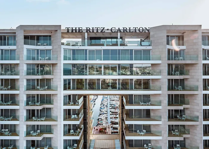 Family resorts Ritz-Carlton, Herzliya