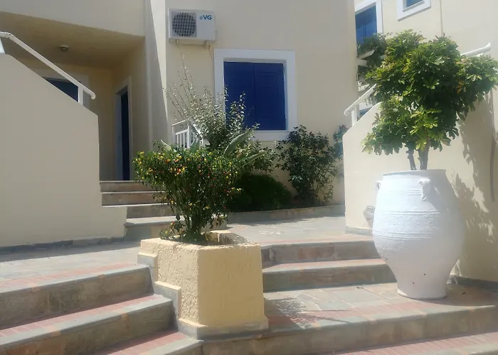 3 sterren hotel: Frida Village