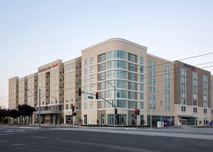 Residence Inn By Marriott Airport