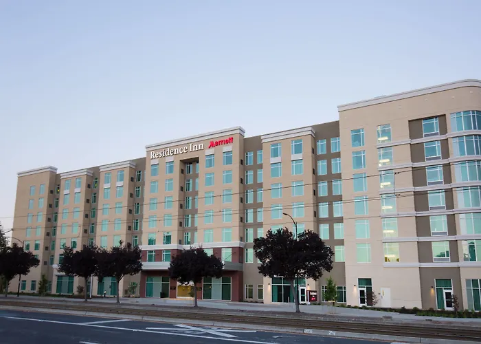 Residence Inn By Marriott Airport