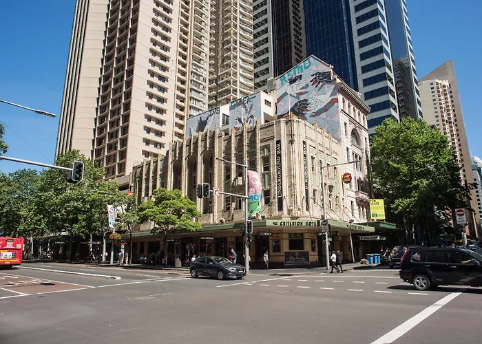 Cheap hotel: Criterion Hotel Sydney