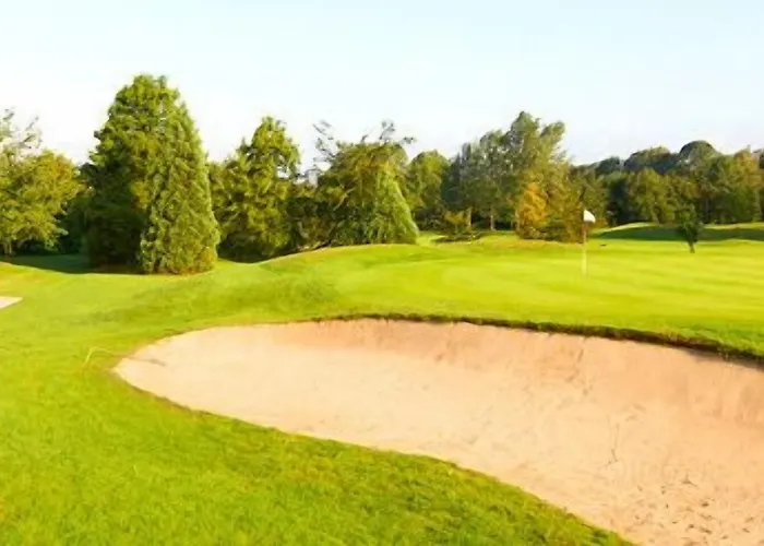 Resort: Hotel Laurabos