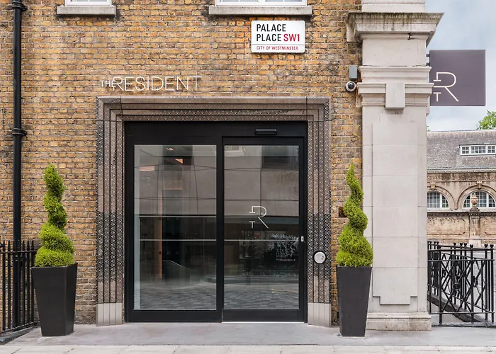 Hôtel de plage: The Resident Victoria