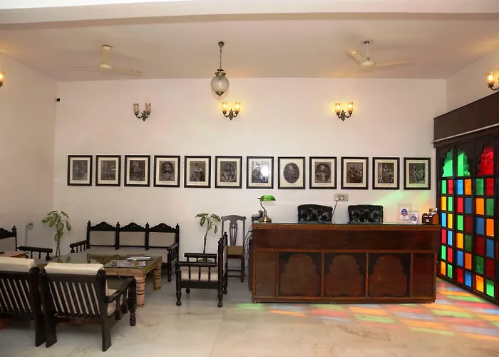 Luxury hotel only: Kotra Haveli A Boutique Hotel By Lake Pichola