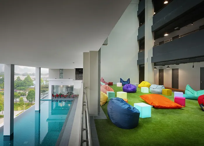 Hotel met zwembad: KIP Hotel