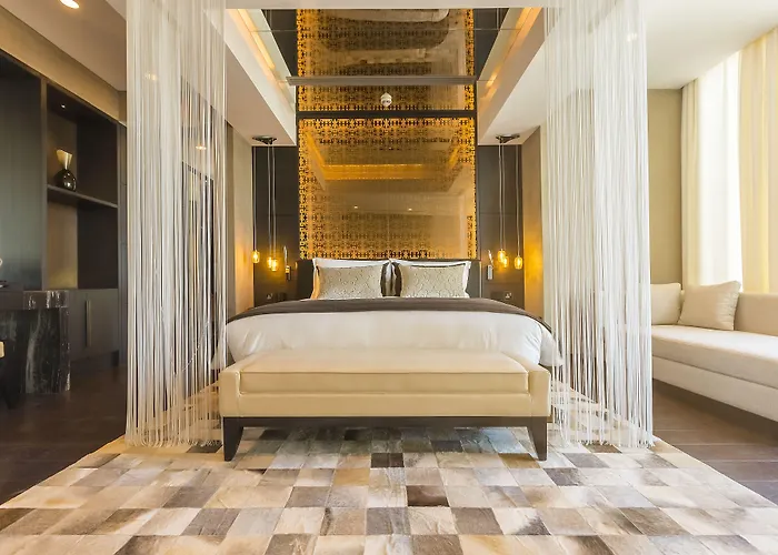 Hotel con piscina: Amman Rotana